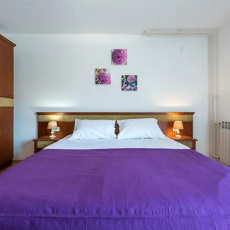 Antonija's Little Oasis *