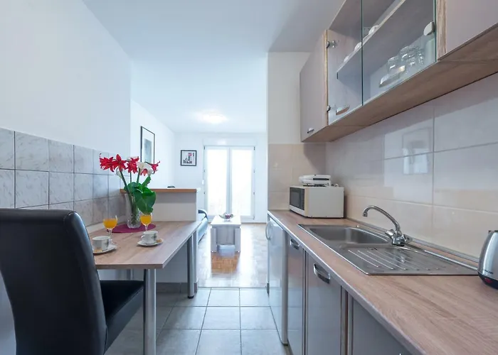 דירה Antonija's Little Oasis